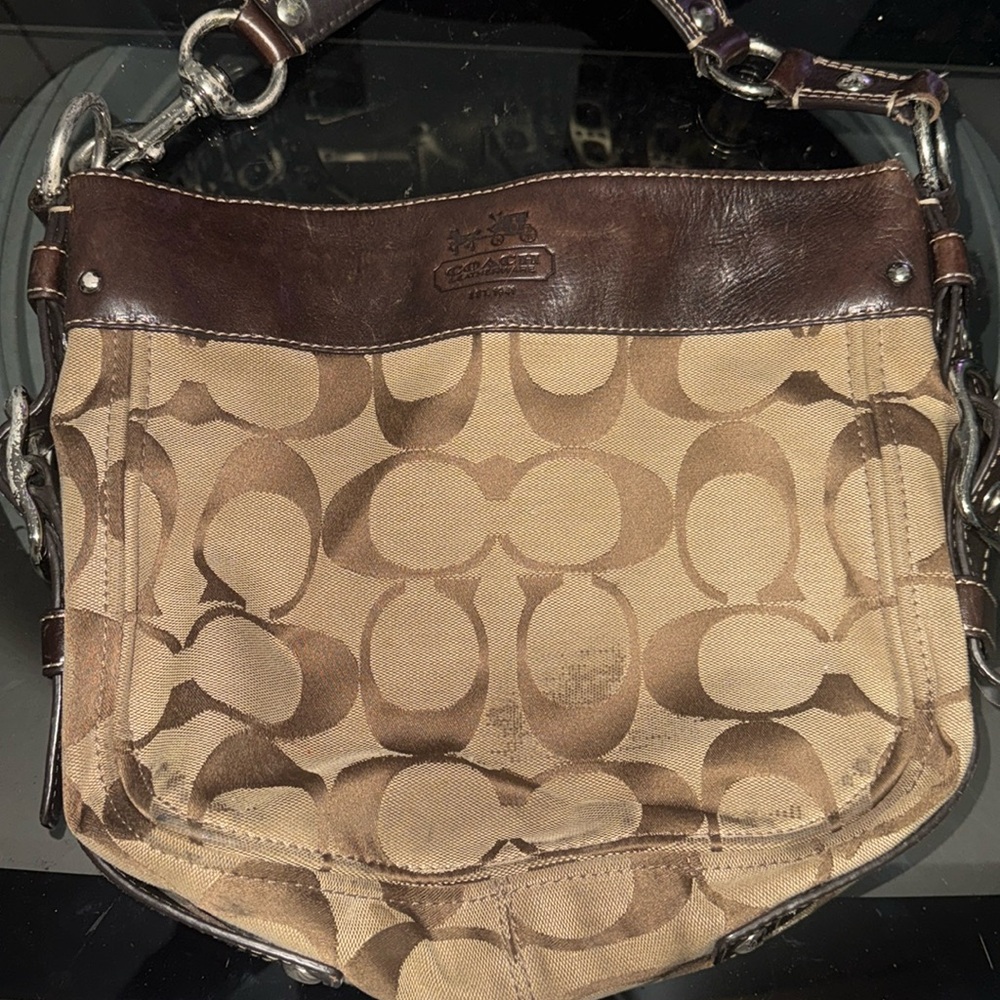 Coach purse pre loved